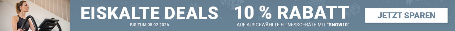 Ein dreigeteilter Werbebanner: Links ein Bild einer Person in Sportbekleidung, die einen Ausfallschritt macht. Rechts ein Bild einer Person in Sportbekleidung auf einem Ergometer. In der Mitte auf blauem Hintergrund der Text: 'Eiskalte Deals. 10 % Rabatt auf ausgewählte Fitnessgeräte mit SNOW10. Jetzt sparen. Bis zum 05.02.2026.'